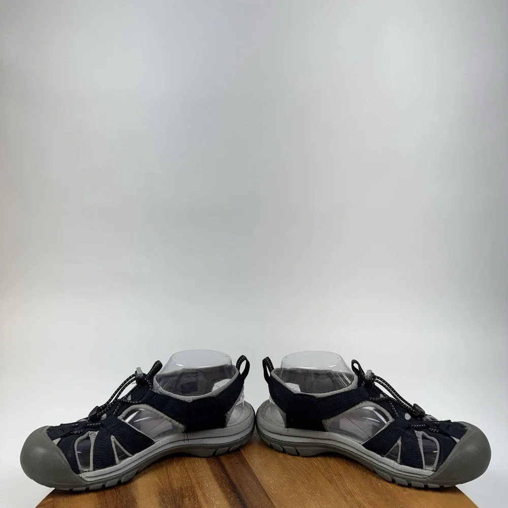 Womens Keen VEnice H2 Black Athletic Trail Walking Waterproof Sandals Size 8.5 M